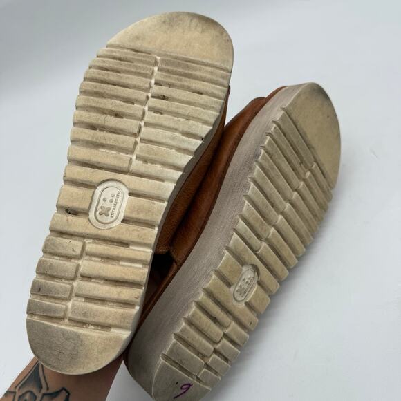 Bed:Stu Fairlee II Women's Leather Tan Beige Platform Slide Sandal Size 10 - Picture 8 of 8